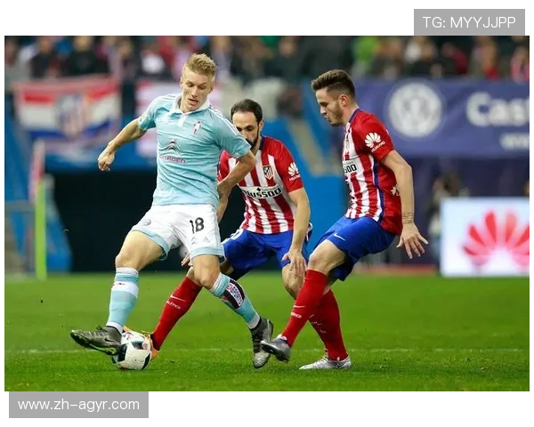 法甲焦点球队对决分析:过往战绩与球员表现对比